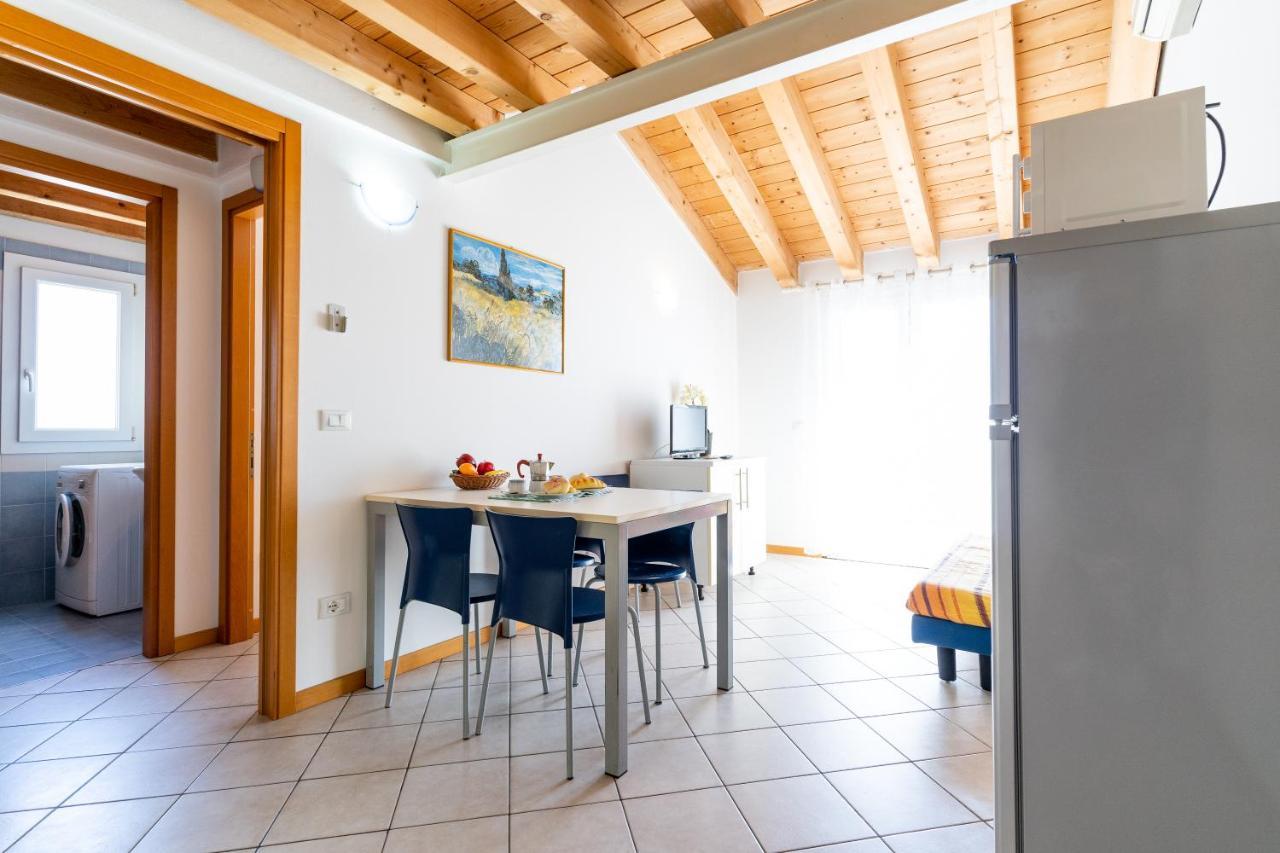Maestrale Canova Apartments Caorle Zewnętrze zdjęcie