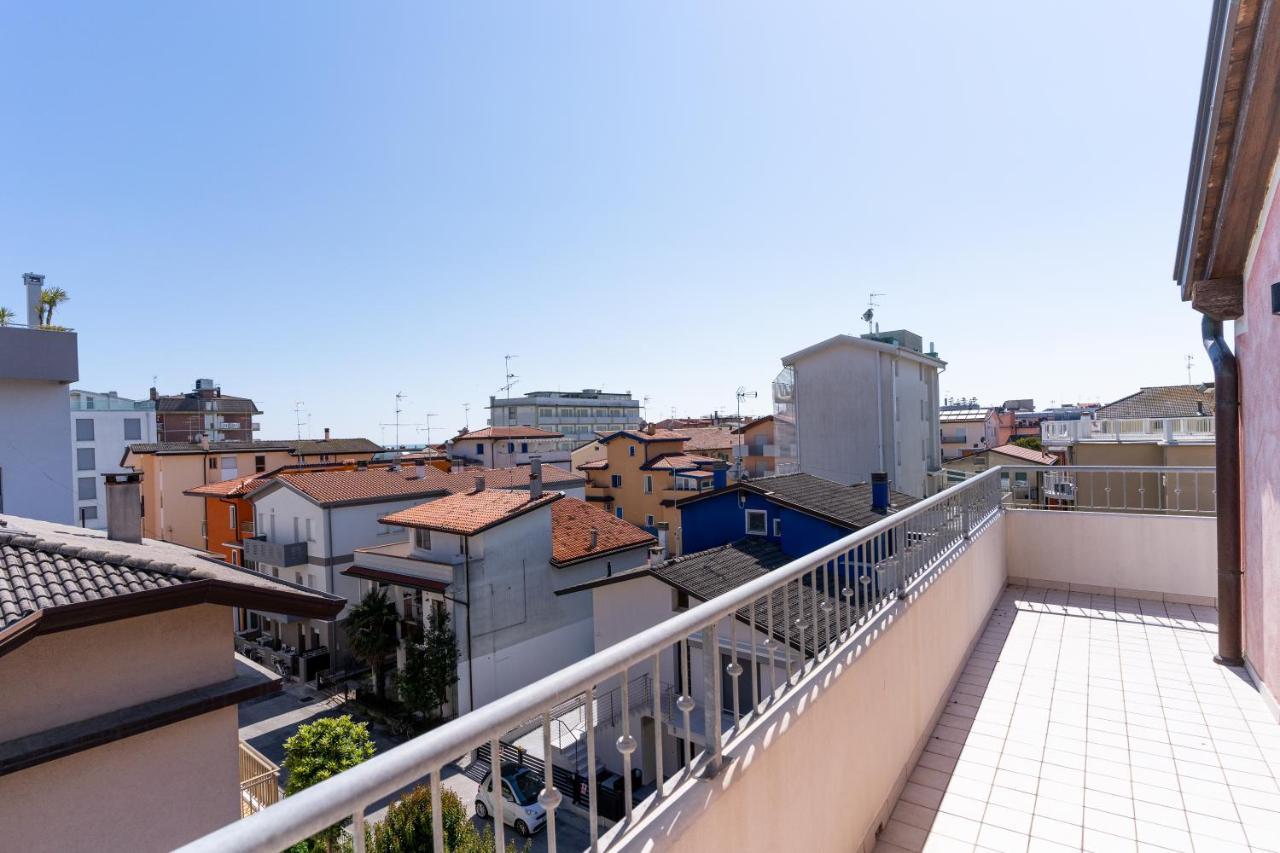 Maestrale Canova Apartments Caorle Zewnętrze zdjęcie